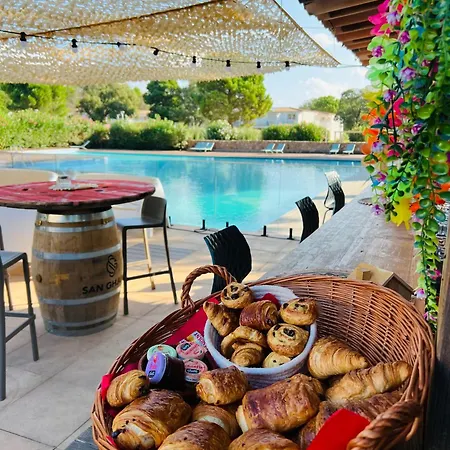 Cala Rossa T2 Neuf A 800 M De La N 81