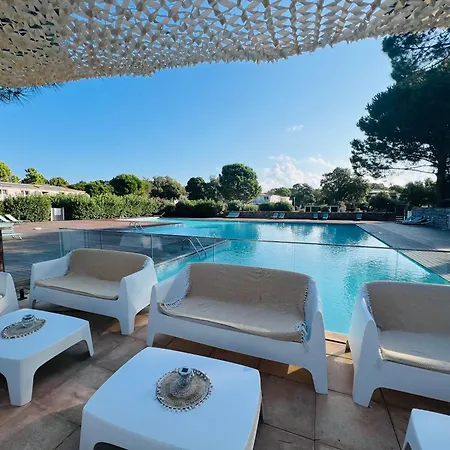 Apartment Cala Rossa T2 Neuf A 800 M De La N 81